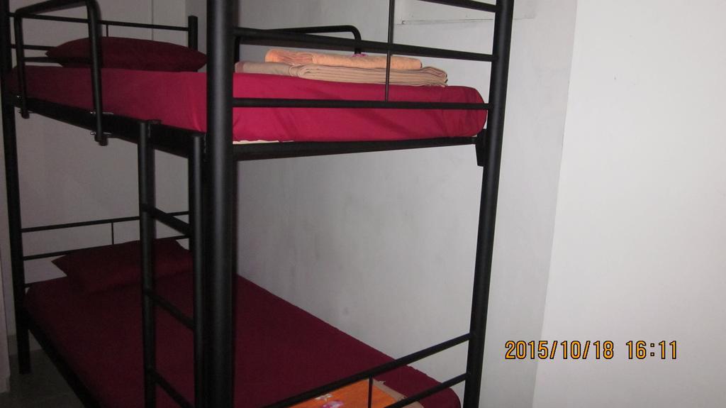 Bali Semesta Hostel Kuta Lombok Chambre photo